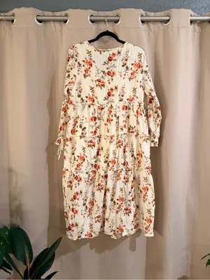 Studio West Tiered V-Neck Women's Dress in Cream with Orange Rose Print thumbnail 2