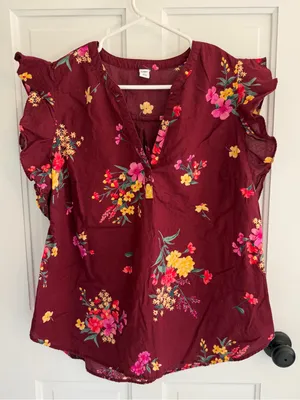 Old‎ Navy XL Burgundy Floral Flutter Sleeve 100% Cotton Boho Blouse Top thumbnail 1