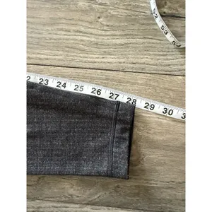 Lululemon 28” Wunder Under HR Gray Textured Knit Size 10 High Rise‎ Women’s thumbnail 4