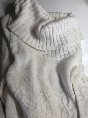 Sweater thumbnail 4