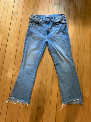 Mother the Insider Crop Step Fray Jeans in Limited Edition Size 31 thumbnail 4
