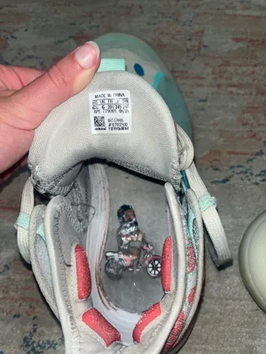 Basket ball shoes Blue Size 6 thumbnail 3