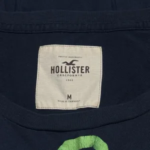 Y2K Hollister Co. Navy Long Sleeve Spellout Academia Preppy Coastal Comfort M thumbnail 9