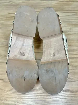 Schutz Smooshy Croc Embossed Clog Mules Wooden Heel Studded Buckle thumbnail 6