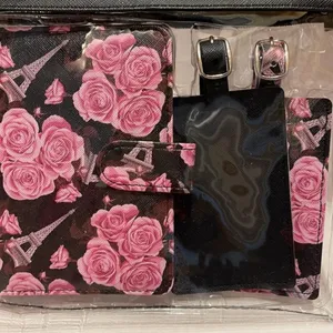NWT Paris Eiffel Tower Passport Case & Luggage Tag Set thumbnail 5