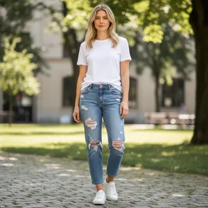 American Eagle Women Mom Jean Light Wash Distressed Ripped Denim Size 14 Regular thumbnail 2