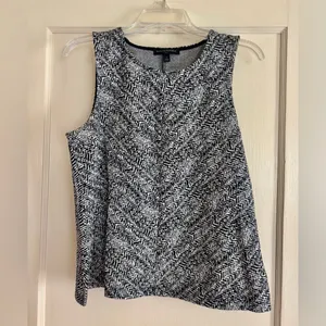 Banana Republic Monochrome Zigzag Knit Top thumbnail 2