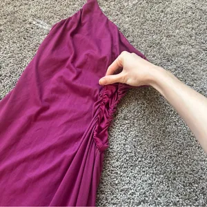 Le Lis One-Shoulder Magenta Midi Dress thumbnail 3