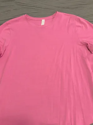 lululemon athletica Women's Crew Neck Short Sleeve Tee - Pink thumbnail 1