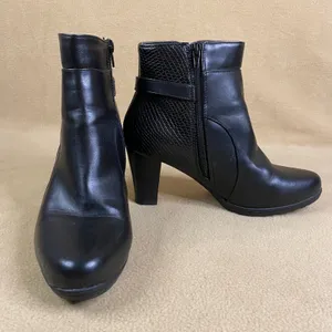 Black Faux Leather Ankle Boots Snake Print Buckle Chunky‎ Heel Zip Women's Sz 9 thumbnail 6