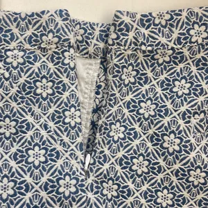 Abercrombie &Fitch| Fancy Blue Tapestry Shorts sz 8 thumbnail 8