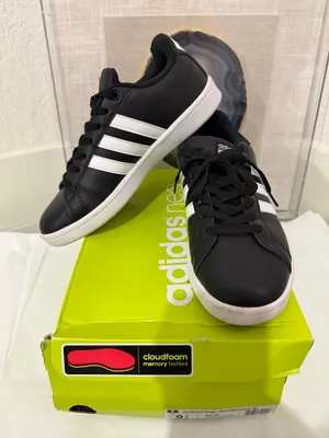 adidas Cloudfoam Advantage W 3 Stripes AW4288 low tops athletic Womens Size 9.5 thumbnail 1
