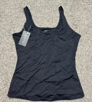 WIETRY Women's Black Tank Top thumbnail 1