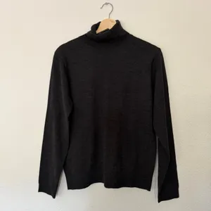 LL Bean Turtleneck Sweater Womens M Black Gray Excellent Merino Wool Vintage thumbnail 2