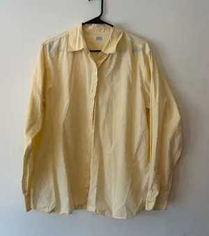 Yellow Shirt Size M thumbnail 1