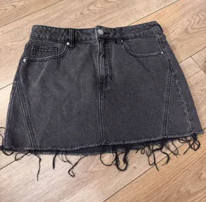 pacsun skirt thumbnail 1