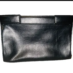 Matt & Nat SIMS Vegan Leather Clutch Minimalist Sustainable Eco Conscious Black thumbnail 9