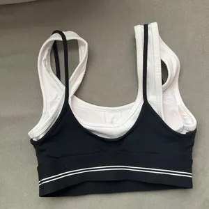Alo Yoga Airbrush Better Together Bra Black/White XXS thumbnail 4