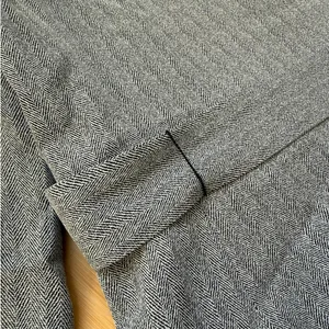 80's Vintage Renfrew Grey Herringbone Tweed Two Piece Blazer and Pants Suit thumbnail 11