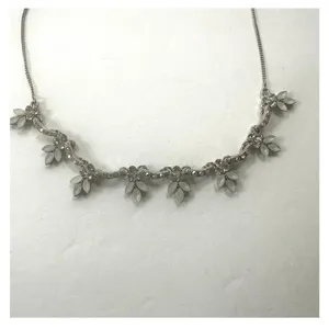 Rhinestone multi leaf choker necklace Silver thumbnail 10