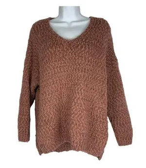 Altar'd State Women's Eyelash V-Neck Pullover Sweater Size S/M thumbnail 1