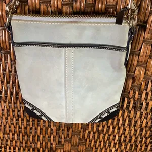 Vintage Coach Suede Light Blue & Navy Crossbody Purse thumbnail 2