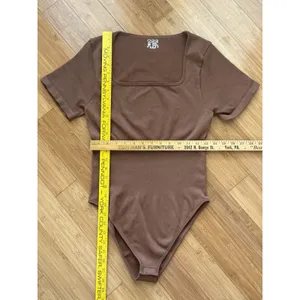 OQQ Women's Brown Short Sleeve One-Piece Bodysuit Moderate Compression Size XL. thumbnail 3