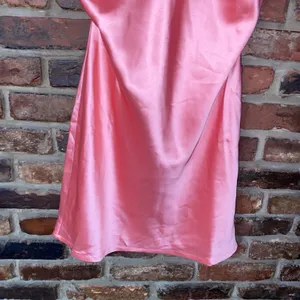 NWT Lulu's Zimri Light Pink Satin Halter Mini Dress Women's Size Small thumbnail 5