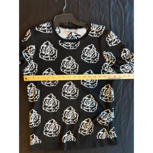 LOFT Ann Taylor Black White Rose Floral Wool Blend Sweater Large 357789 thumbnail 3