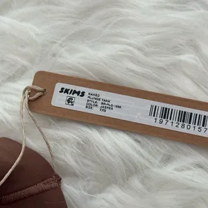 Skims Naked Scoop Tank Bra Jasper Size XXS thumbnail 6