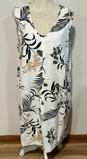 Liz Claiborne White Tropical Leaf & Floral V-Neck Cover-Up thumbnail 1