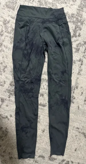 Alphalete Leggings thumbnail 1