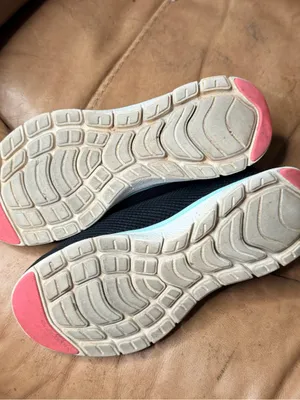 Skechers Memory Foam Black Athletic Shoes thumbnail 6