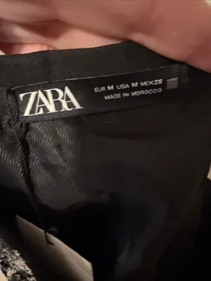 Zara sequin shorts Silver and Black Size Medium NWT thumbnail 6