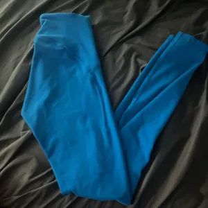 Lululemon Poolside  Leggings thumbnail 1