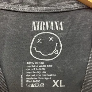 Nirvana Graphic Smiley Face Charcoal T-Shirt XL thumbnail 4
