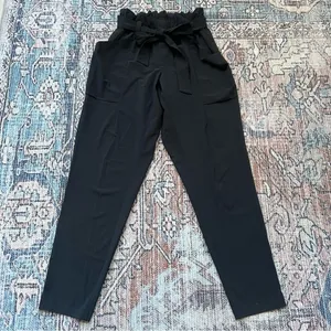 Athleta Skyline Pant II Paperbag Waist Pleated Tapered Black Belted Pants Size 2 thumbnail 11