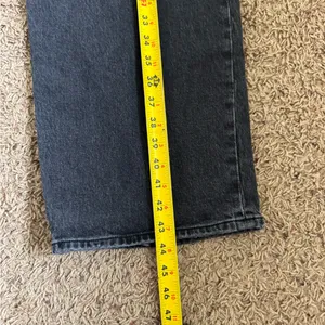 Abercrombie & Fitch Distressed Black Gray 90’s Relaxed Jean High Rise Size 34/18 thumbnail 10