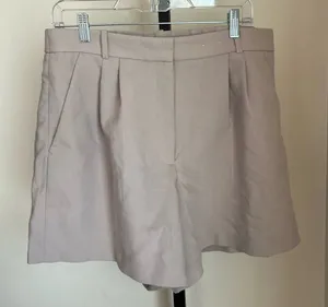 Abercrombie & Fitch Curve Love Shorts 32 / 14 thumbnail 1
