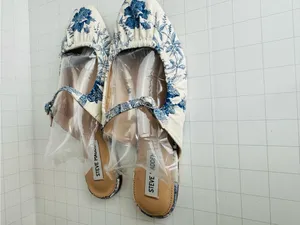 Steve Madden Cream and Blue Floral Mary Jane Flats thumbnail 6