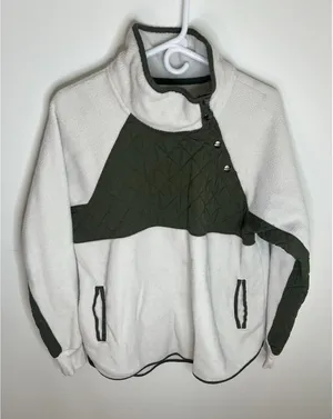 Abercrombie & Fitch Wm LG White Sherpa Green Colorblock Half Button Jacket thumbnail 1