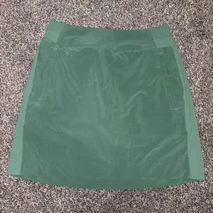Athleta Women’s Green Womens Skirt Size 2 thumbnail 1