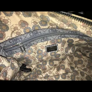 Guess Monogram handbag. One size, canvas thumbnail 6