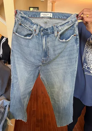 Abercrombie The Ankle Straight High-Rise Ultra Jeans thumbnail 1