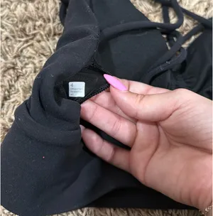 Lululemon bra thumbnail 3