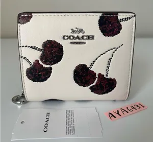 Coach Wallet thumbnail 1