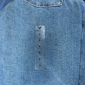 NWT Curvy Straight American Eagle Jeans 
Size:2 thumbnail 9