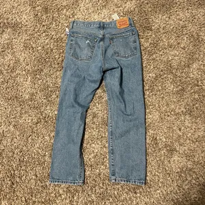 501 jeans thumbnail 3