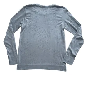 Lululemon Top Womens 8 Gray Perforated Long Sleeve Athletic Running‎ Active thumbnail 6