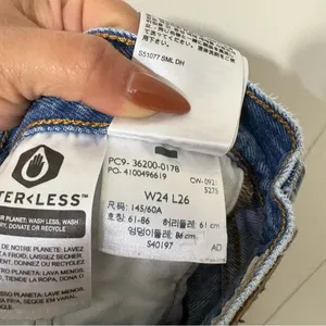 Levi’s 501 Original High Rise Straight Leg Jeans Women’s 24 Distressed Button Fl thumbnail 10